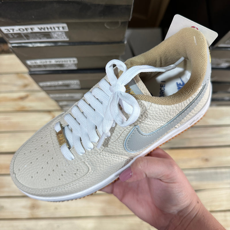 Tênis Nike Air Force 1 Croco Nude Azul Premium