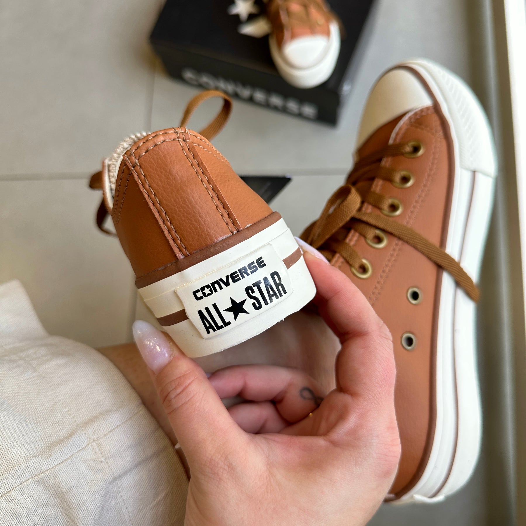 Tênis All Star Caramelo Off White Premium