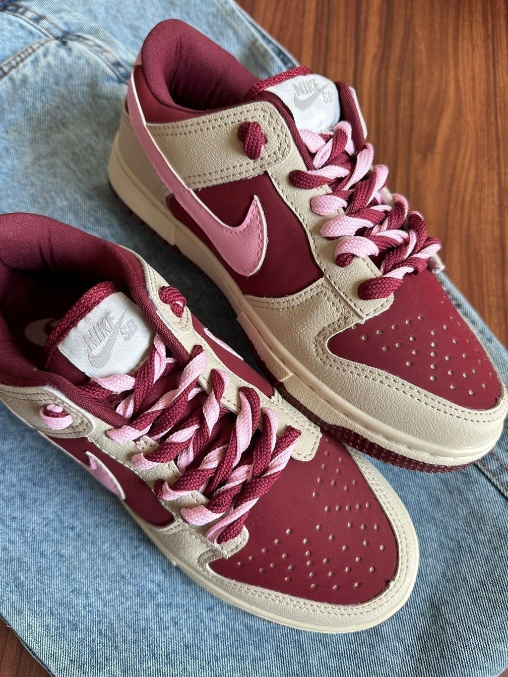 Tênis Nike SB Dunk Bordo Rosa Premium