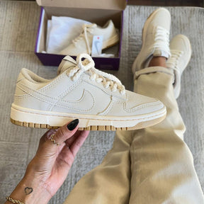 Tênis Nike Dunk SB Nude Bege Premium