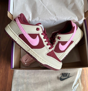 Tênis Nike SB Dunk Bordo Rosa Premium