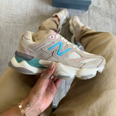 Tênis New Balance 9060 Sea Salt Nude Azul Couro Legítimo