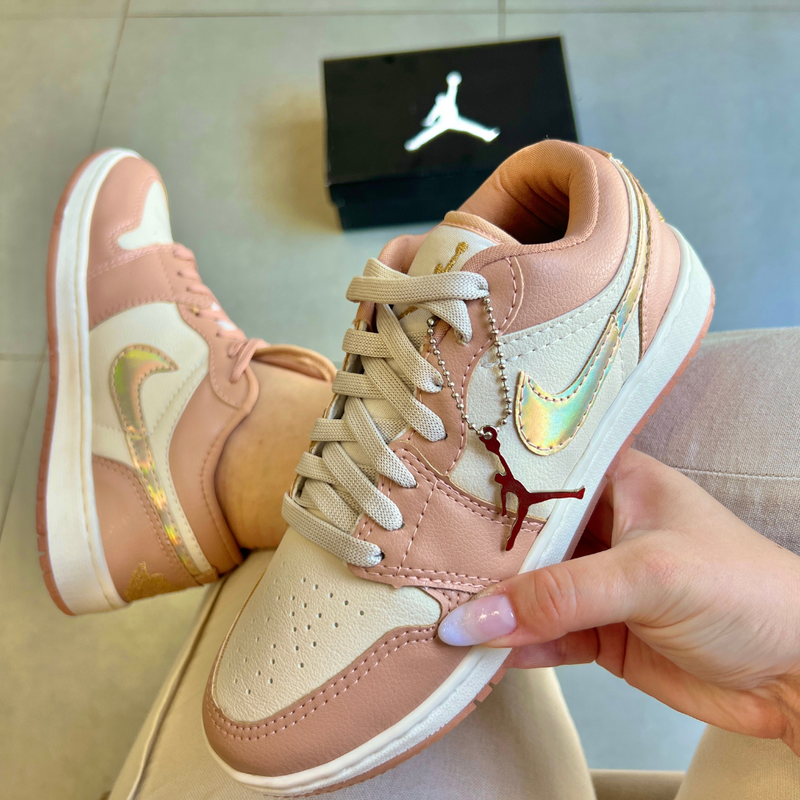 Tênis Nike Air Jordan Rosado Premium