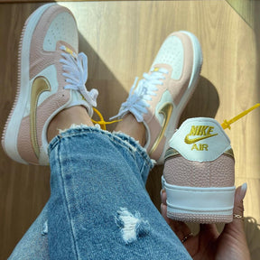 Tênis Nike Air Force Rosa Ouro Premium