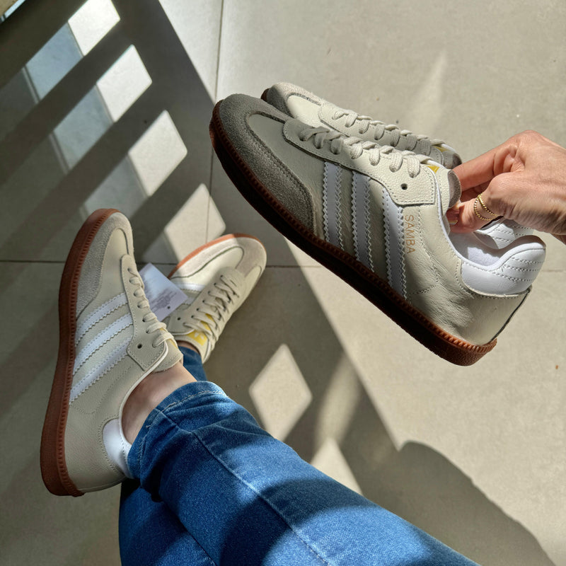 Tênis Adidas Samba OG Bege Off White Couro Legítimo