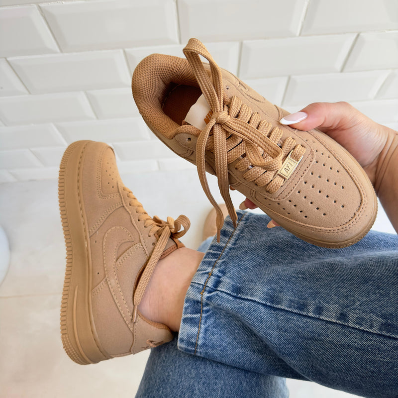 Tênis Nike Air Force 1 Caramelo 2.0