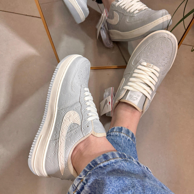 Tênis Nike Air Force Louis Vuitton Azul