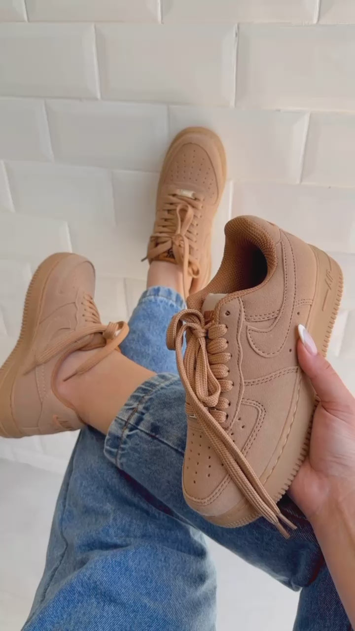 Tênis Nike Air Force 1 Caramelo 2.0