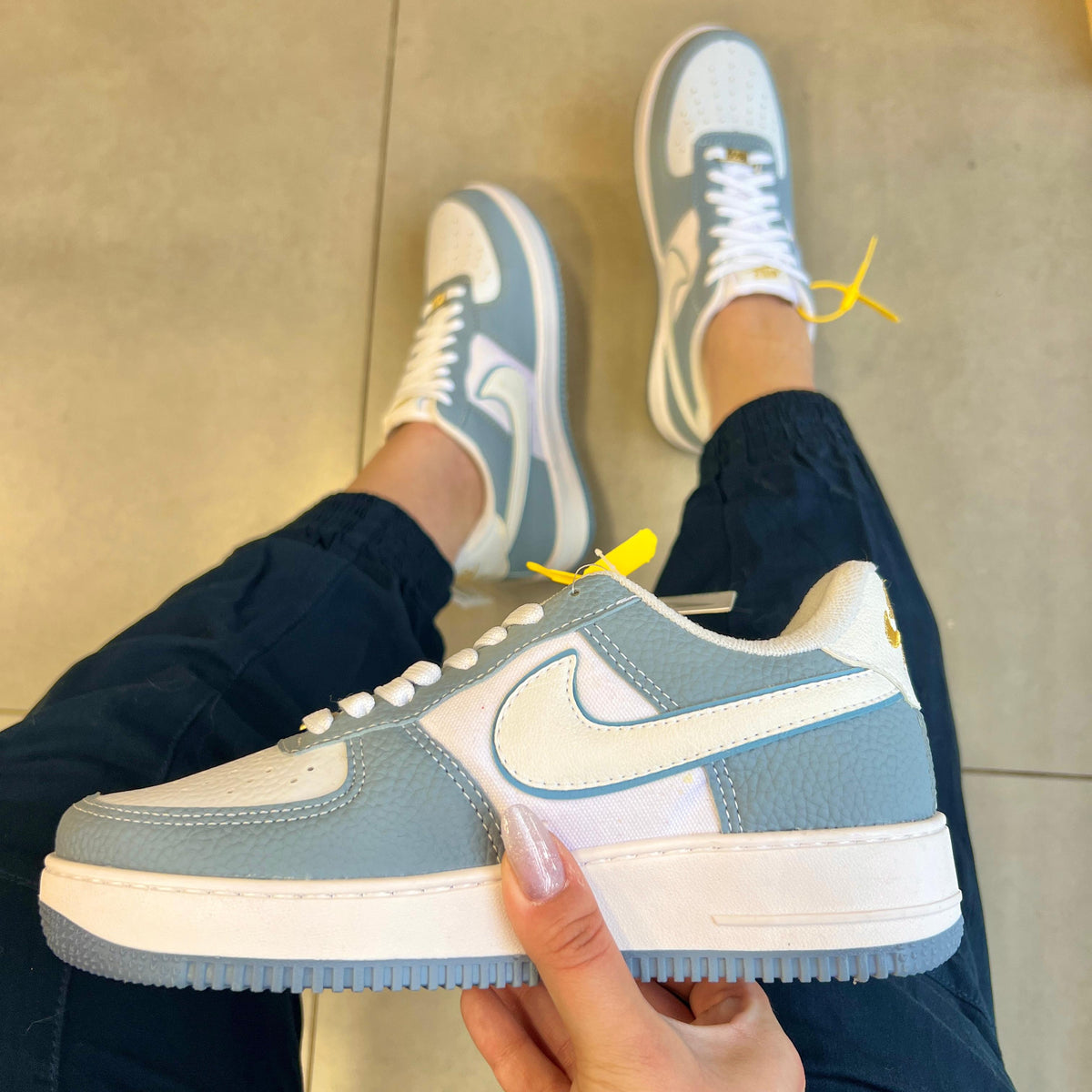 Tênis Nike Air Force Azul e Branco Premium